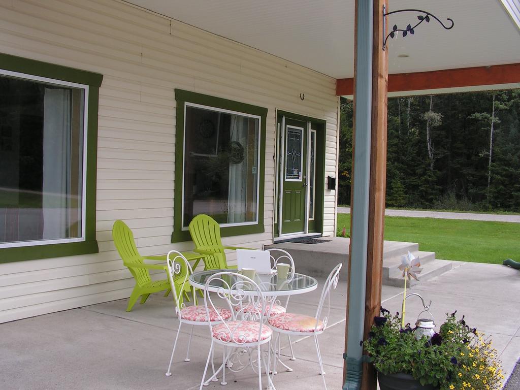Bell Mountain Motel Mcbride Exterior foto